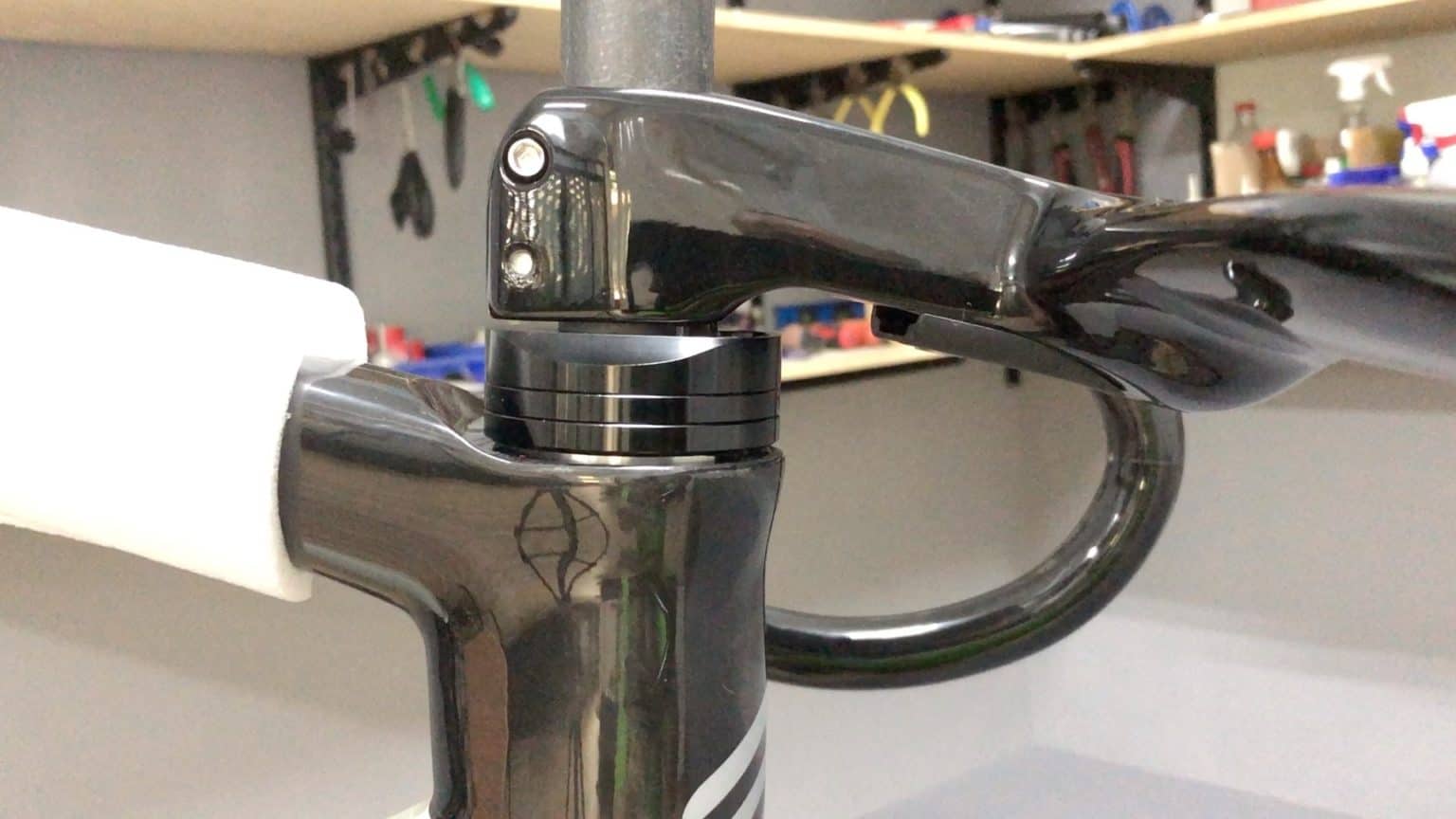 headset internal cable routing